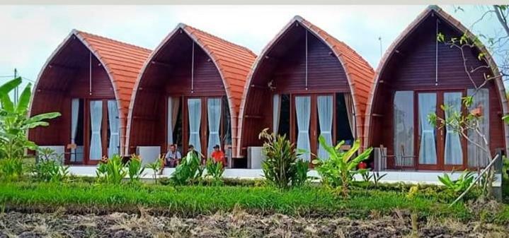 Keramas Surf Camp Hotel Exterior photo